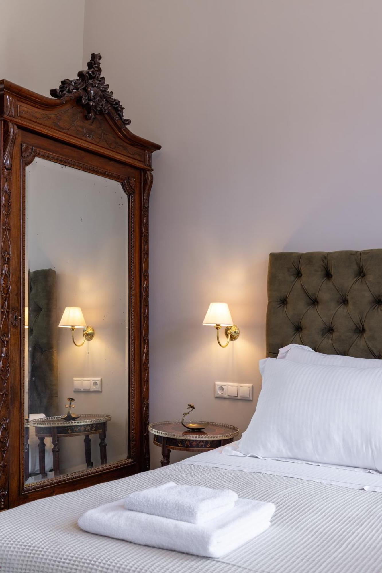 Athenian Vintage Apartments Bagian luar foto