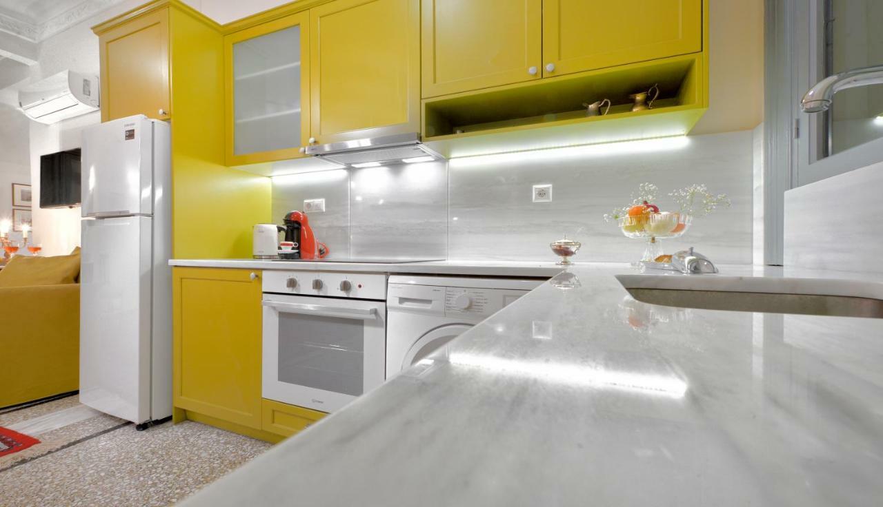 Athenian Vintage Apartments Bagian luar foto
